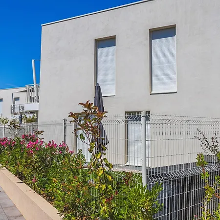 Daire Classe 4 Etoiles By Interhome